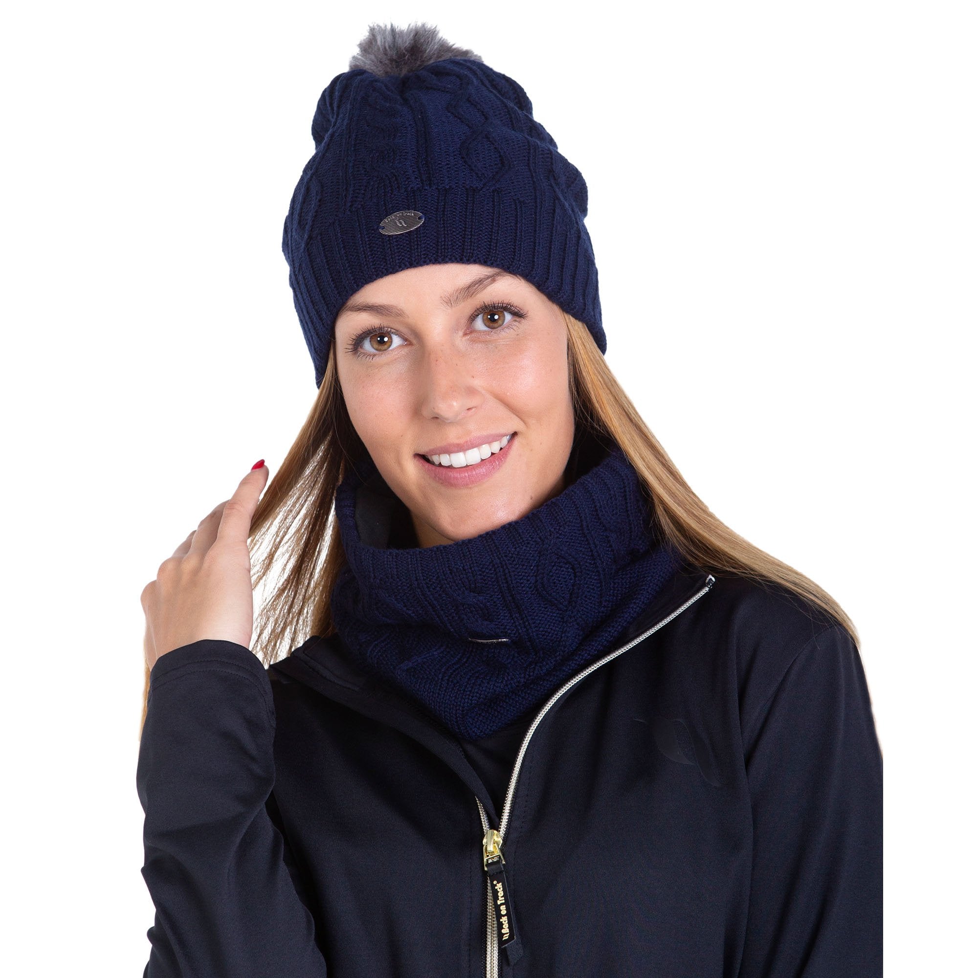 Rose Hat - Back on Track Danmark