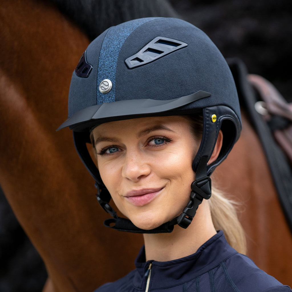 EQ3 Lynx Glitter Hjelm Blå/Sand - Back on Track Danmark